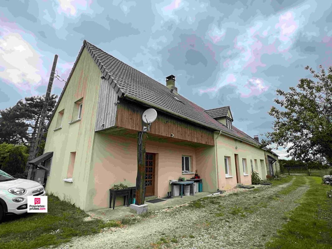 NEAUPHE-SOUS-ESSAI Proche de SEES L'EVECHE (61500) PROPRIETE , 9 pièce(s) 220 m2 environ, 5 chambres, PRIX 239 000, honoraires 4,82% inclus à la charge de l'acquéreur, soit 228 000 hors honoraires 2