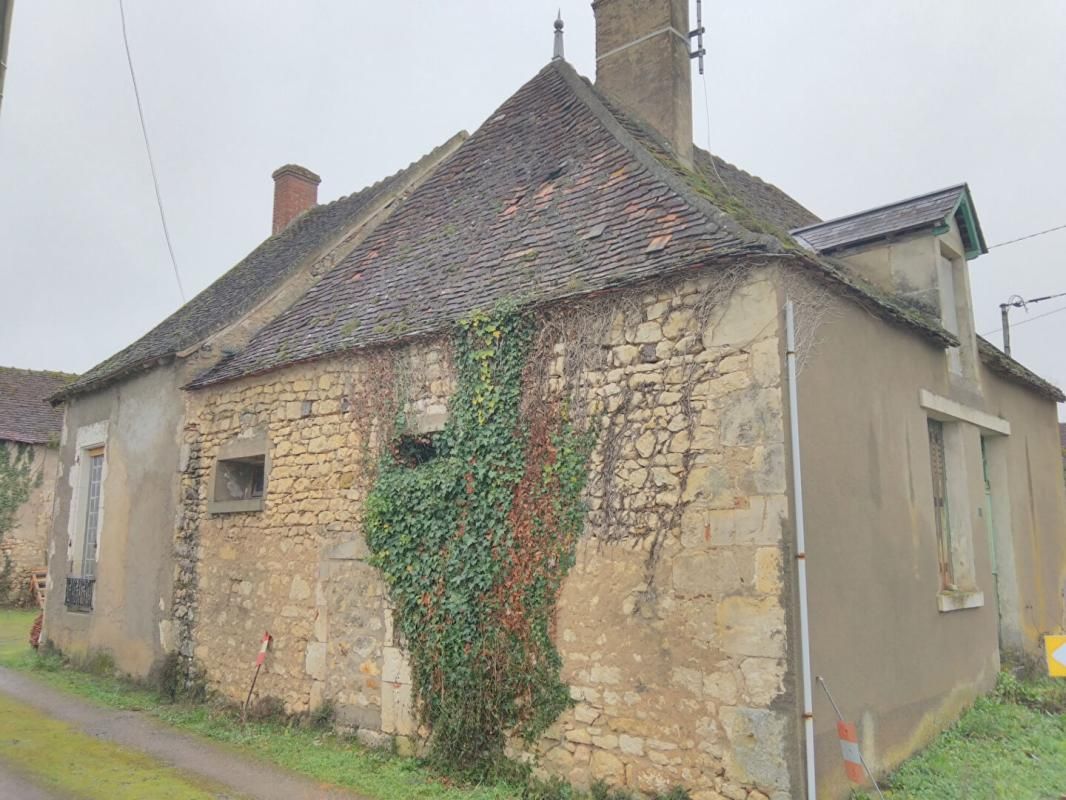 SAUZELLES Ensemble immobilier à réhabiliter à SAUZELLES 4