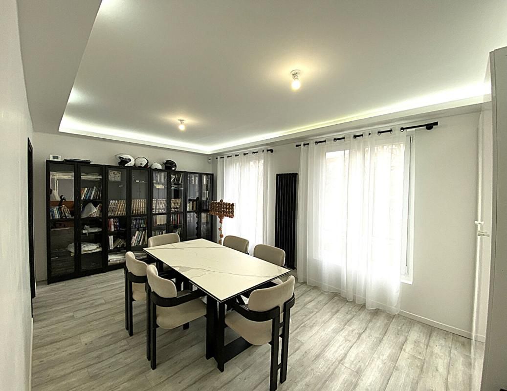 PUTEAUX Luxueuse maison 7 pièces à vendre à Puteaux 4