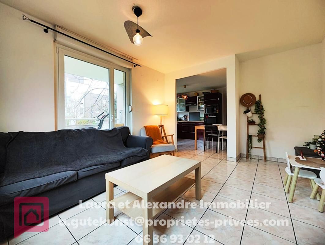 BISCHHEIM Vente appartement rez-de-chaussée 4 pièces 77 m2 + terrasse 44 m² + garage 3