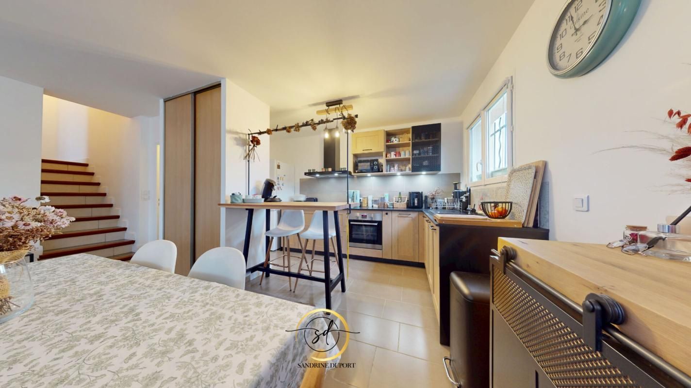 VILLELONGUE-DE-LA-SALANQUE Maison 3 faces 5pièce(s) 106 m2, jardin, garage, place de parking 4