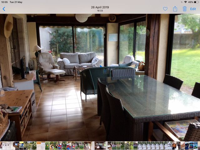 VOUILLE-LES-MARAIS Maison Vouille Les Marais 8 pièce(s) 157 m2 4