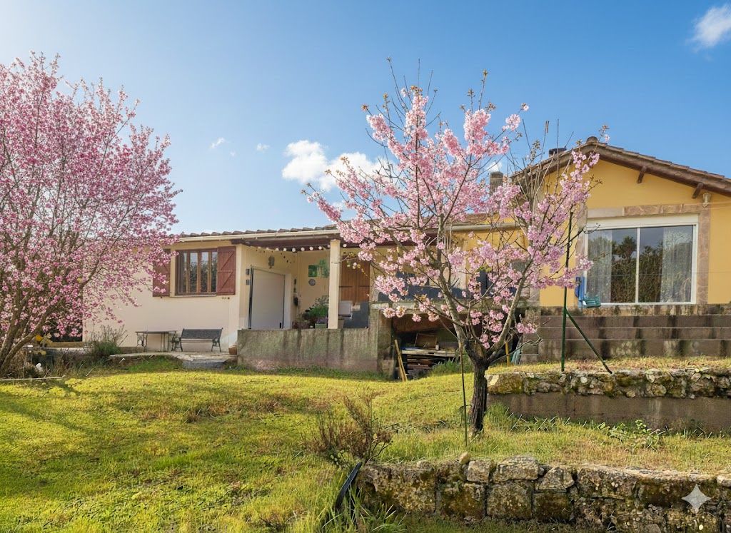 LA ROCHE-CHALAIS Maison La Roche Chalais 4