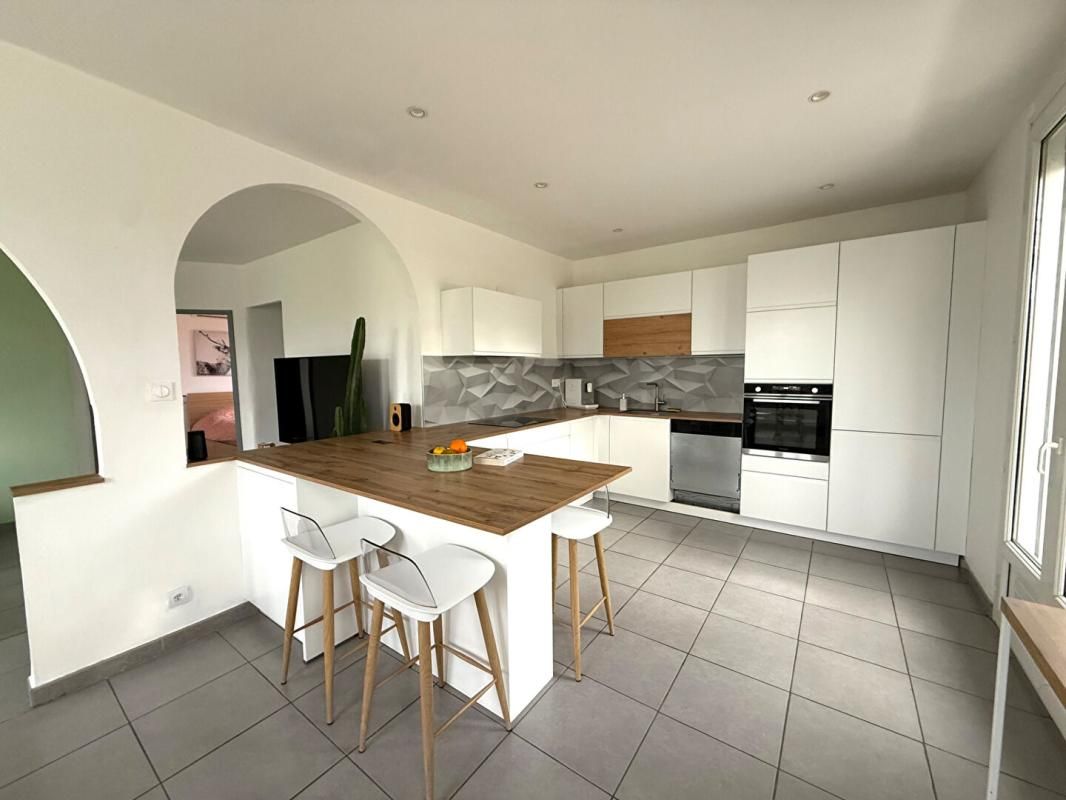 ISTRES Location maison meublée avec piscine 115 m²  jusqu'en mai 2027 4