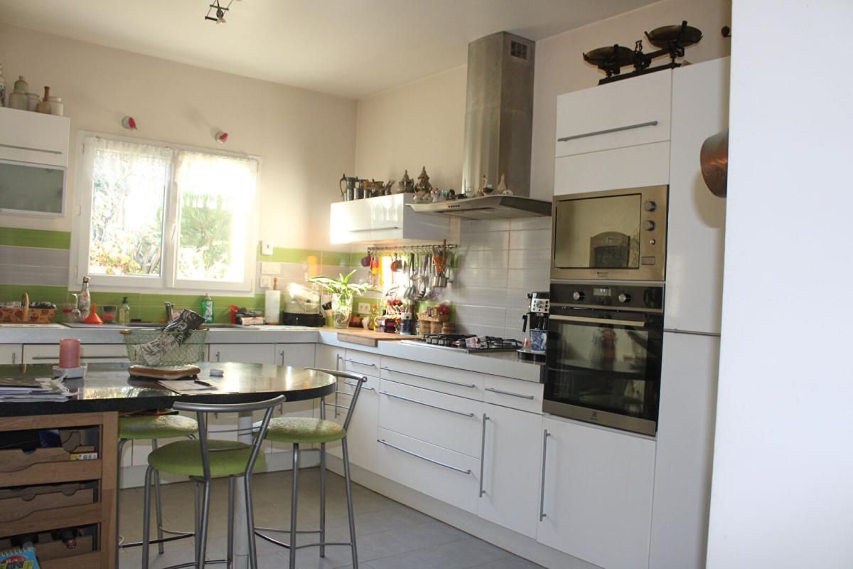 LANFAINS Maison Lanfains 8 pièce(s) 150 m2 4