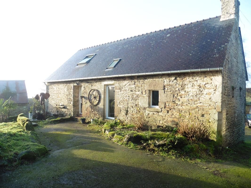 SAINT-THURIEN Maison et dépendance Saint-Thurien 5 pièces 126 m2 habitables 2