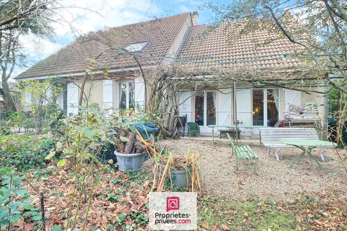VAUREAL Maison Vaureal 8 pièce(s) 197.41 m2 3
