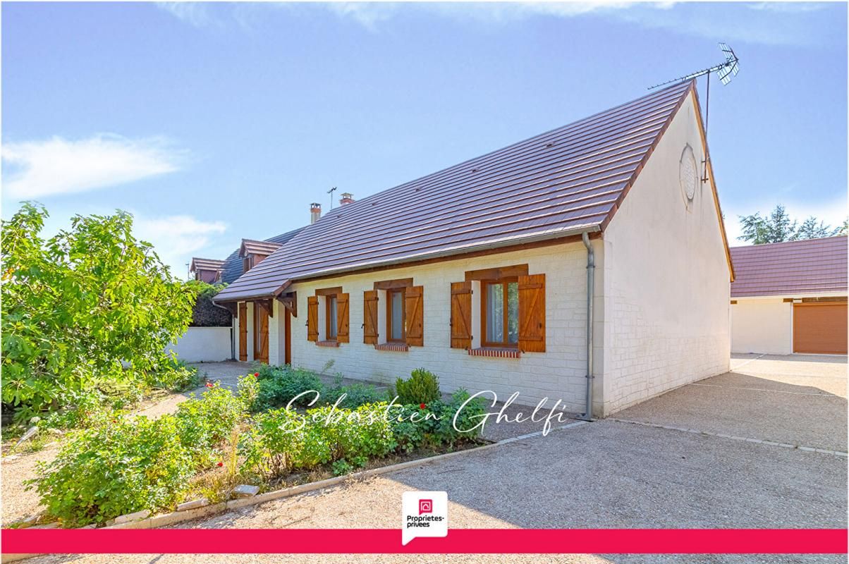 ROMORANTIN-LANTHENAY secteur nord rue recherché-maison de plain-pied avec 4 chambres 2