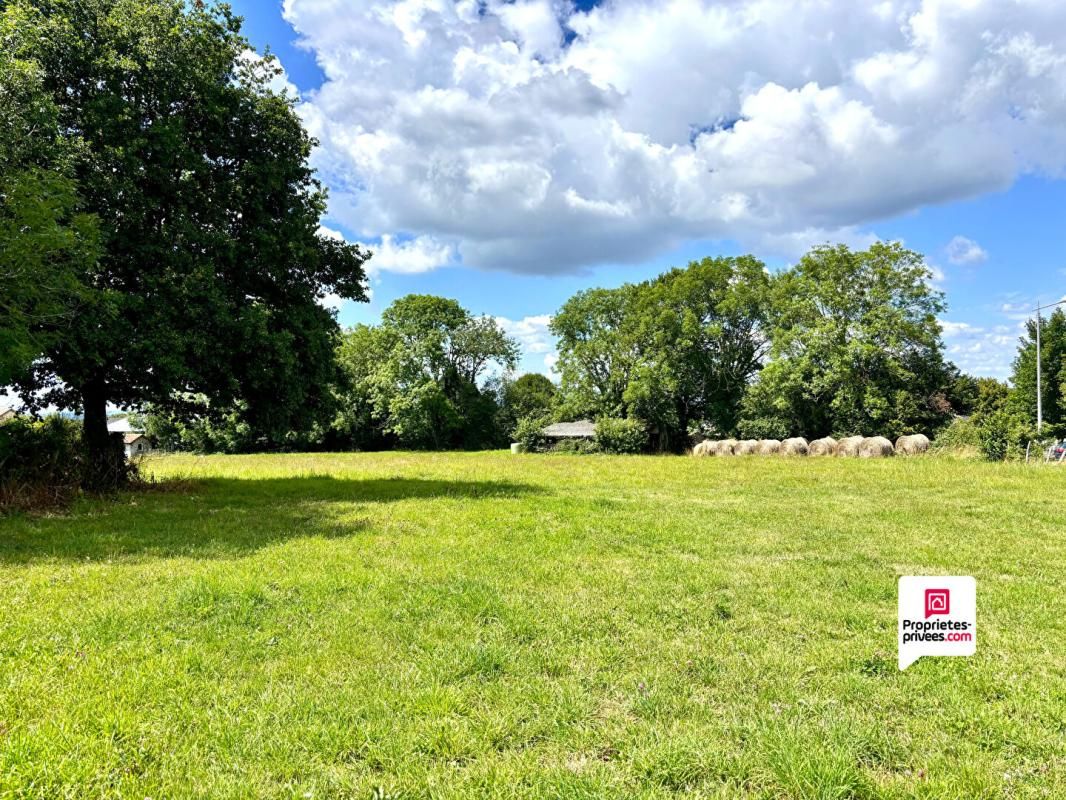 CHAPDES-BEAUFORT Terrain constructible à vendre Chapdes Beaufort 3293 m2 2