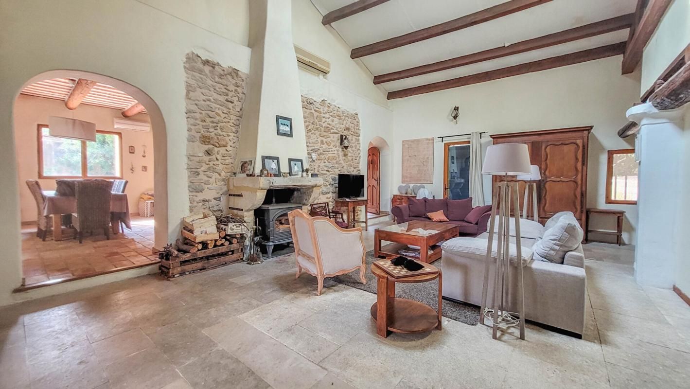 UZES Ancienne bergerie rénovée 3