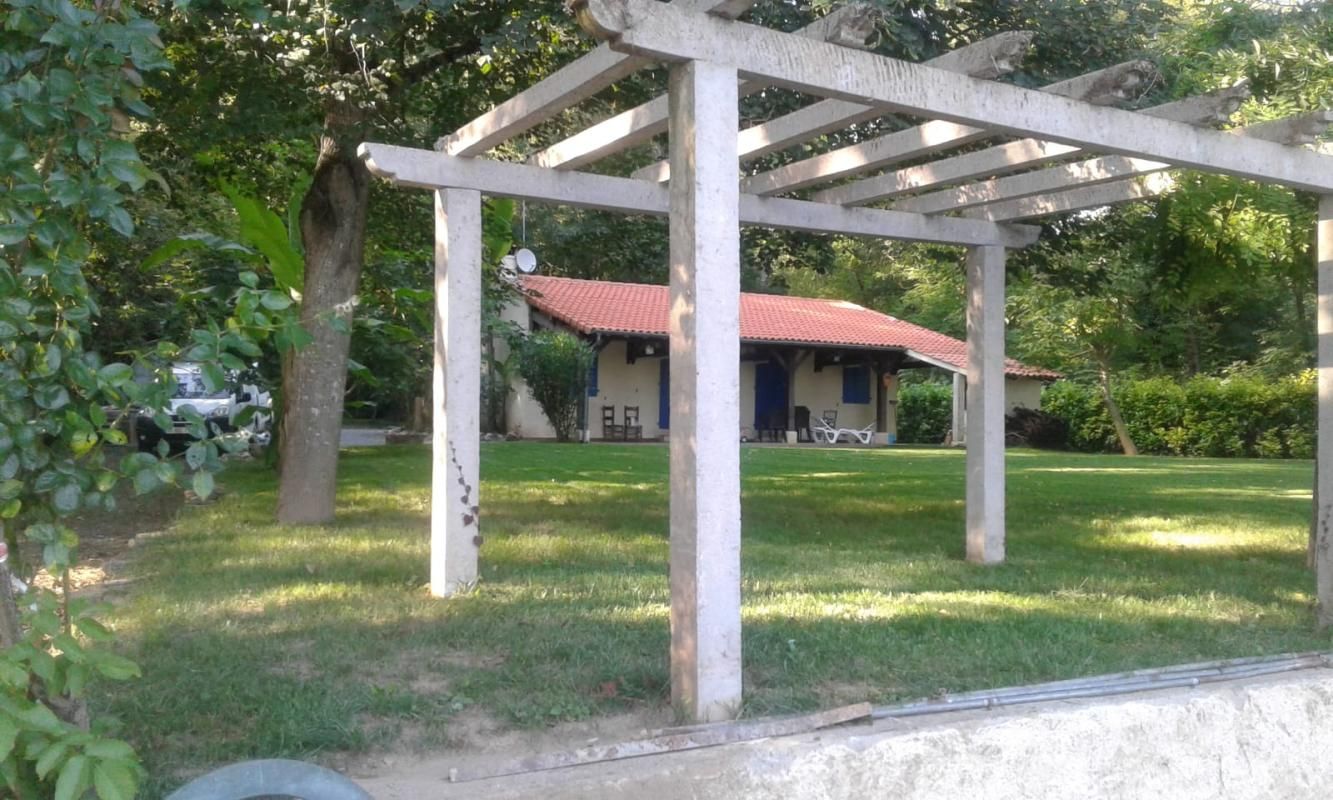 ALBI Maison de charme au bord du Tarn 3