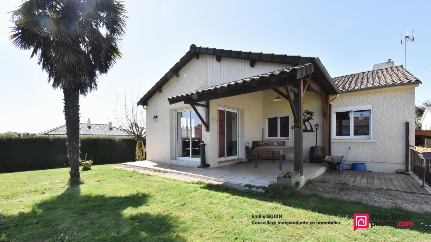 MAULEVRIER Maison Maulevrier 6 pièce(s) 110 m2 1