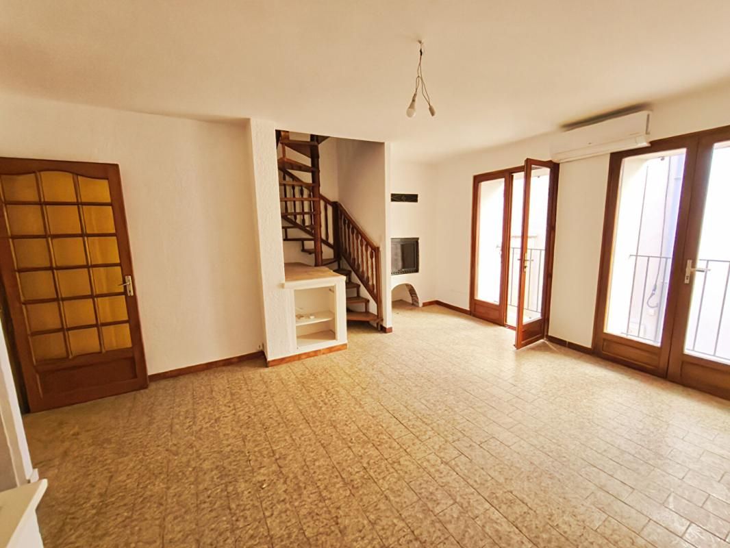 MONTEUX EXCLUSIVITE : Monteux Maison de ville avec grand garage 2