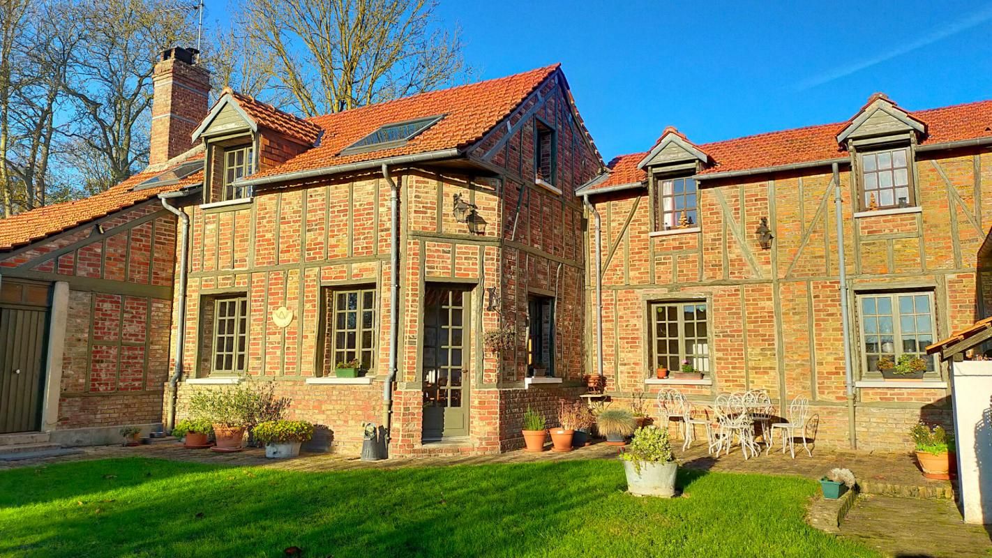 YZEUX Yzeux - Maison  10 pièce(s) 239 m2 2