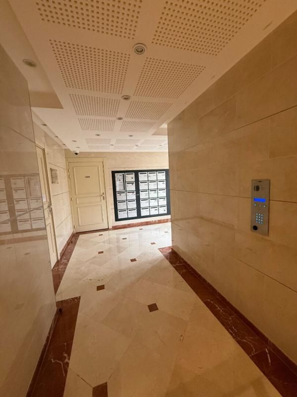 PLAISIR Appartement Plaisir 2 pièce(s) 39 m2 3