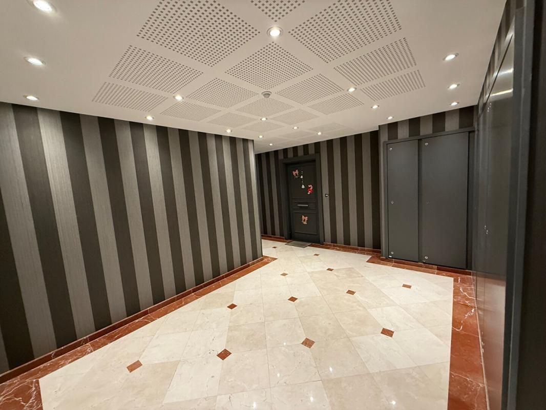 PLAISIR Appartement Plaisir 2 pièce(s) 39 m2 4