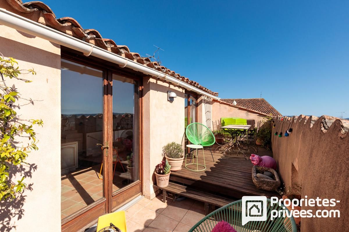 MONTAUROUX Maison de village avec terrasse et magnifique vue dégagée 3