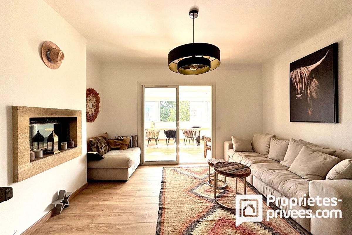 SEILLANS Maison de 4 pièces avec piscine et garage 4