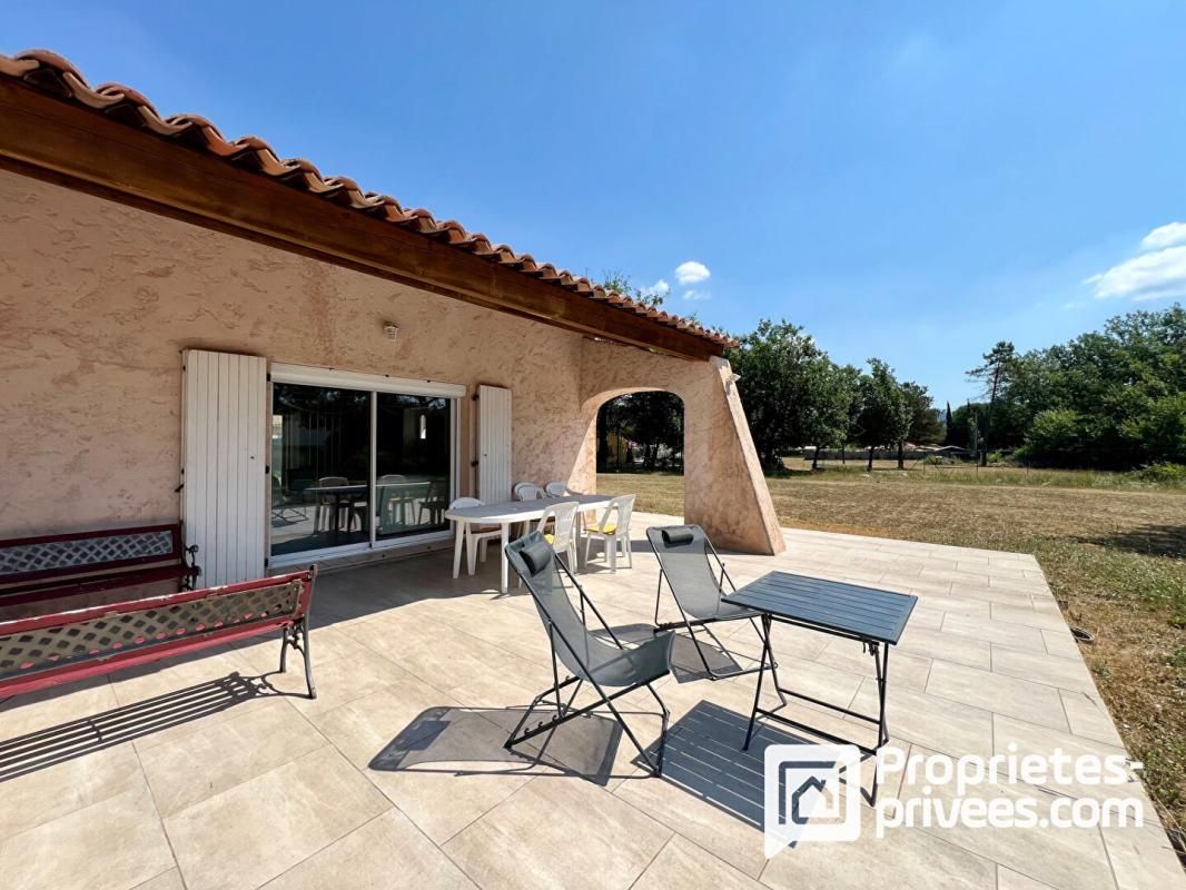 CALLIAN Maison 7 pièces avec appartement T2 en option : confort et potentiel réunis 1