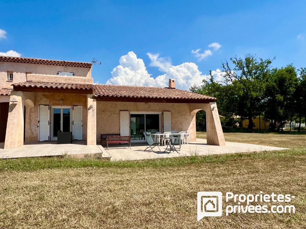 CALLIAN Maison 7 pièces avec appartement T2 en option : confort et potentiel réunis 3