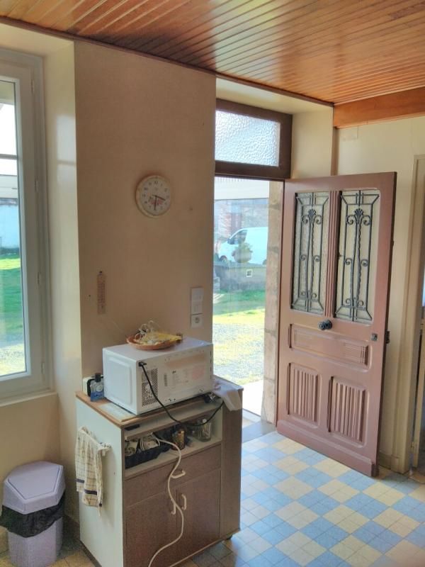 MONTCHEVRIER Maison Montchevrier 3 pièce(s) 84 m2 2