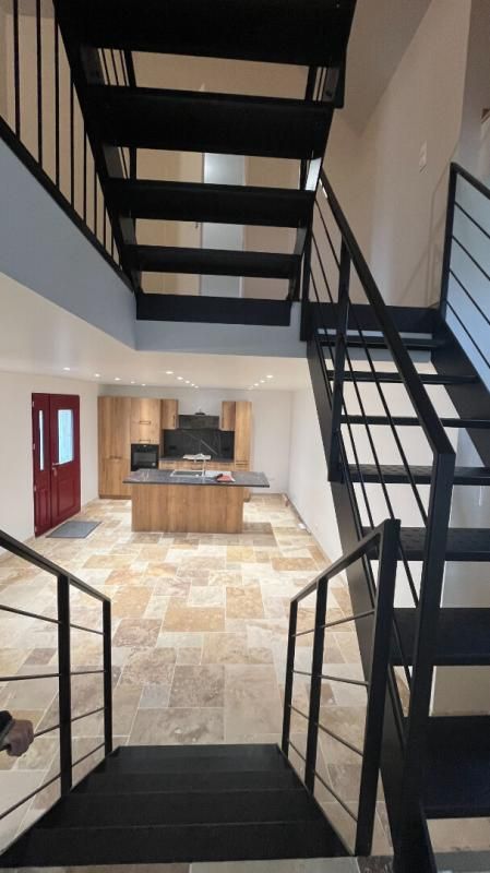 NEUILLE-PONT-PIERRE Maison Neuille Pont Pierre 5 pièce(s) 116 m2 4