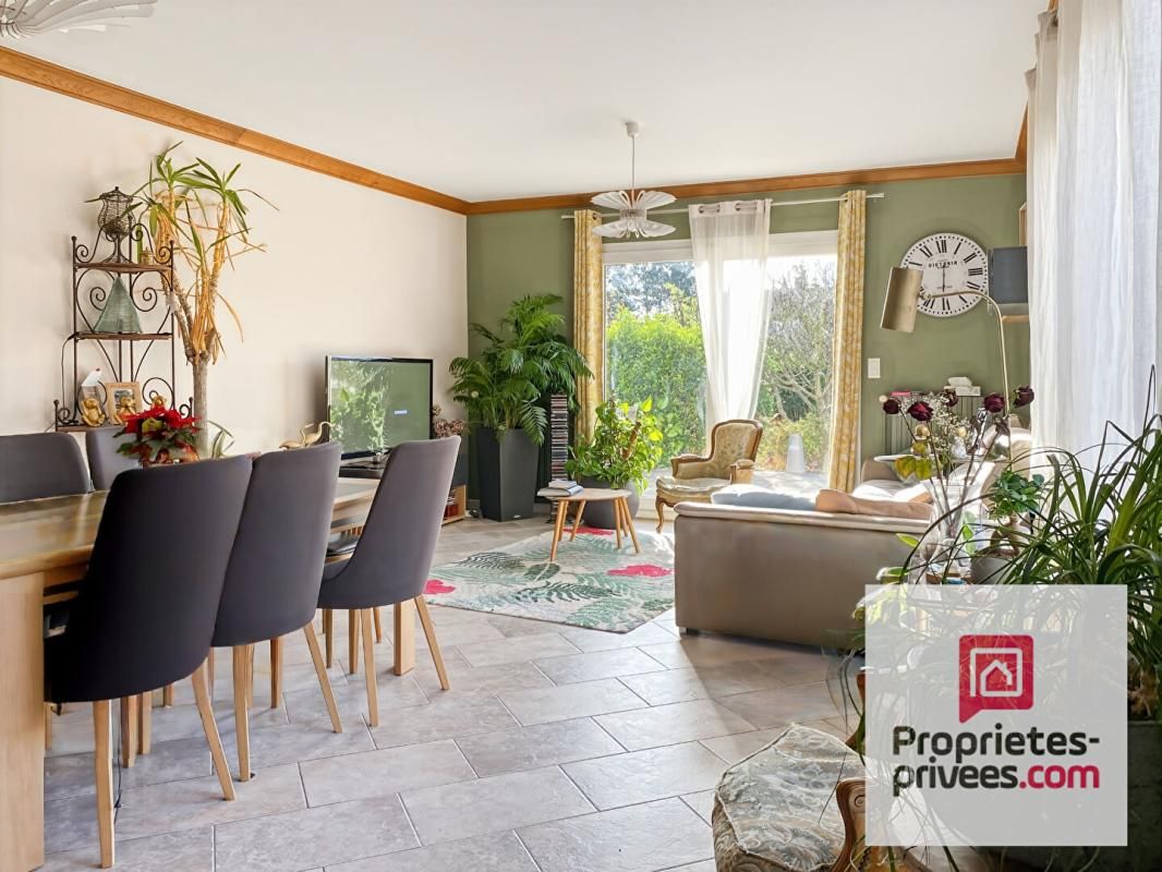 AUXERRE EXCLUSIF ! Auxerre - Maison 10 pièce(s) 156 m2 avec piscine couverte 2