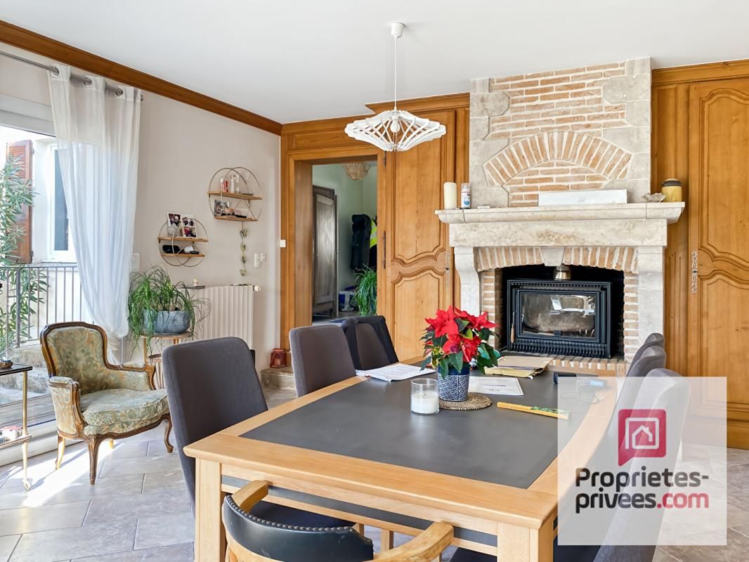 AUXERRE EXCLUSIF ! Auxerre - Maison 10 pièce(s) 156 m2 avec piscine couverte 3