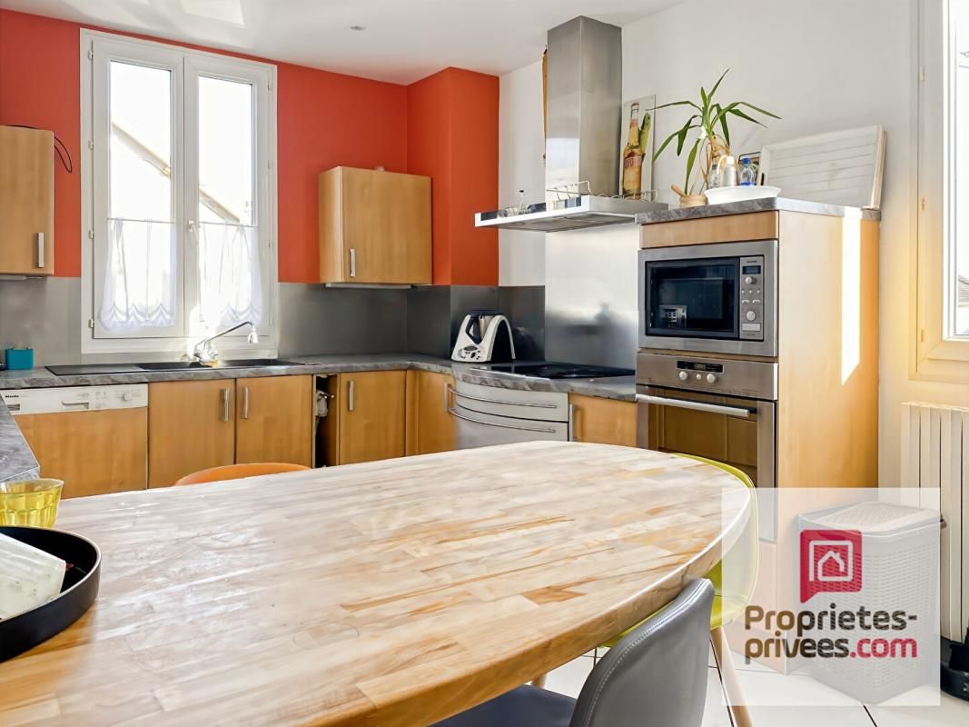 AUXERRE EXCLUSIF ! Auxerre - Maison 10 pièce(s) 156 m2 avec piscine couverte 4