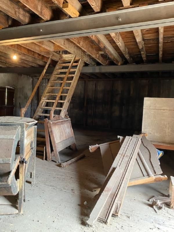 CAMBIEURE CAVE 400 m² SUR 2 ETAGES AVEC TOIT TERRASSE 3