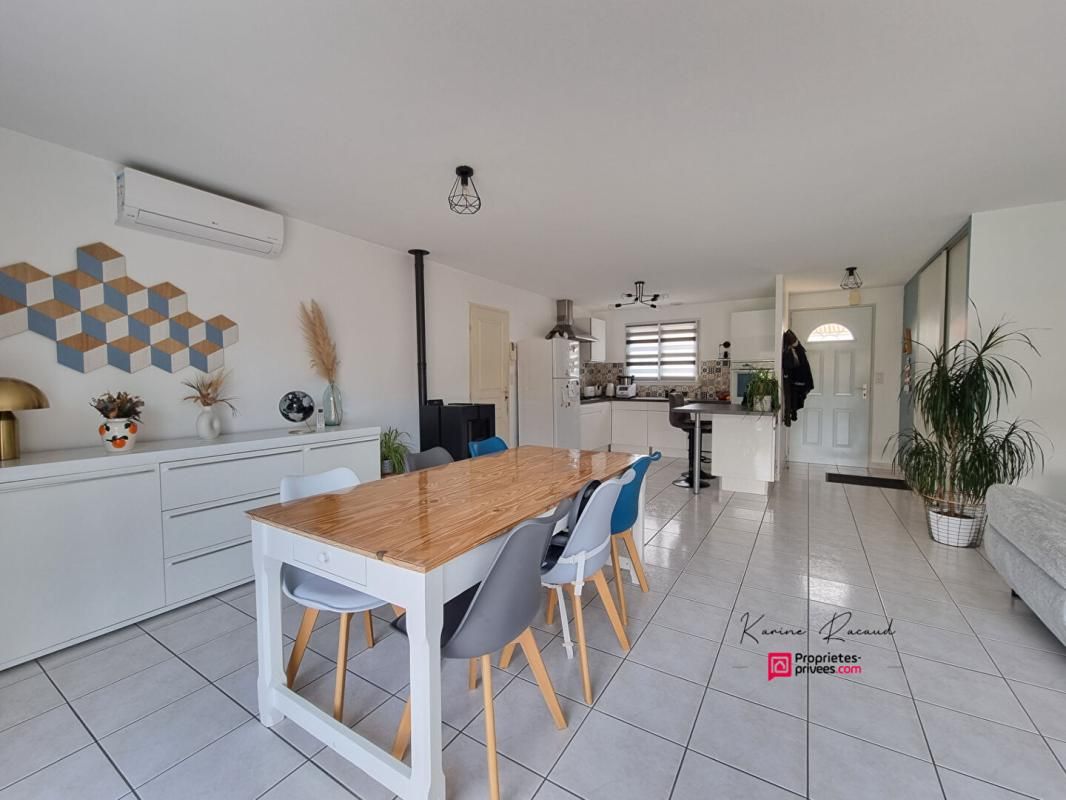 LA ROCHE-SUR-YON Maison La Roche Sur Yon 5 pièce(s) 3