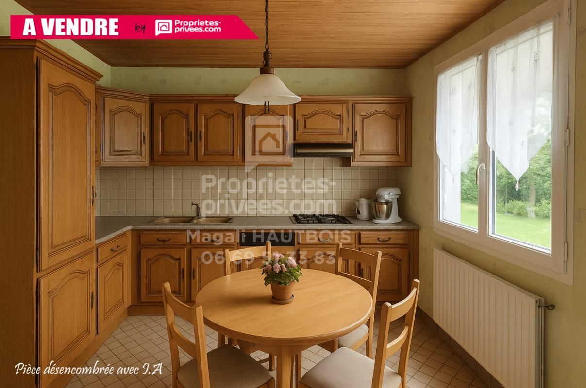 SAINT-HILAIRE-DU-HARCOUET Ensemble immobilier : Maison et bâtiments à Saint-Hilaire-du-Harcouët 4