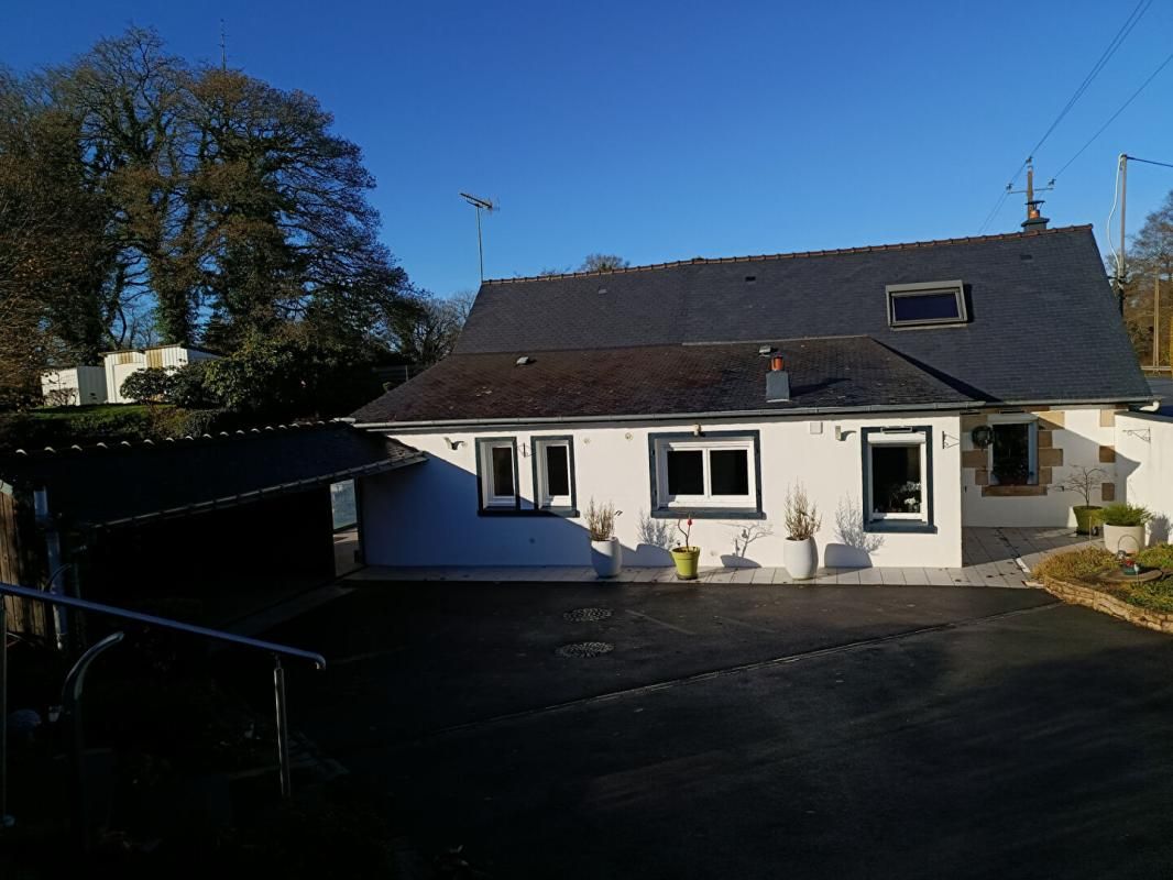 LE FAOUET Maison 105 M2 2 chambres 1