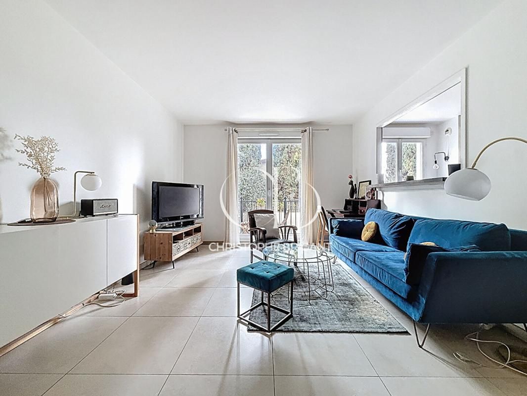 VILLEJUIF Appartement  2 pièce(s) de 50m² avec Balcon et Terrasse 2