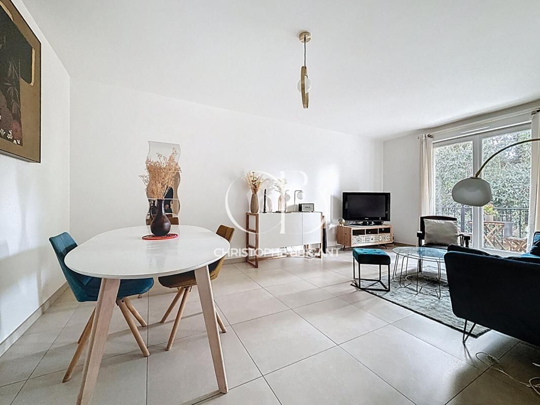 VILLEJUIF Appartement  2 pièce(s) de 50m² avec Balcon et Terrasse 3