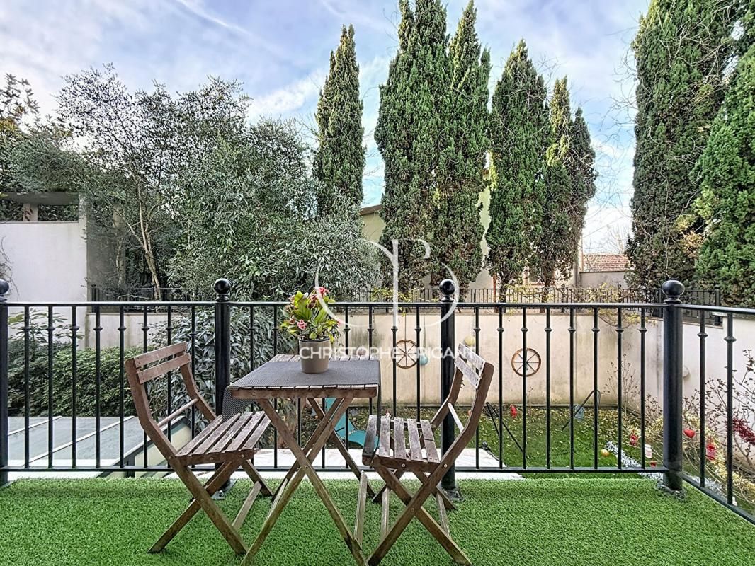 VILLEJUIF Appartement  2 pièce(s) de 50m² avec Balcon et Terrasse 4