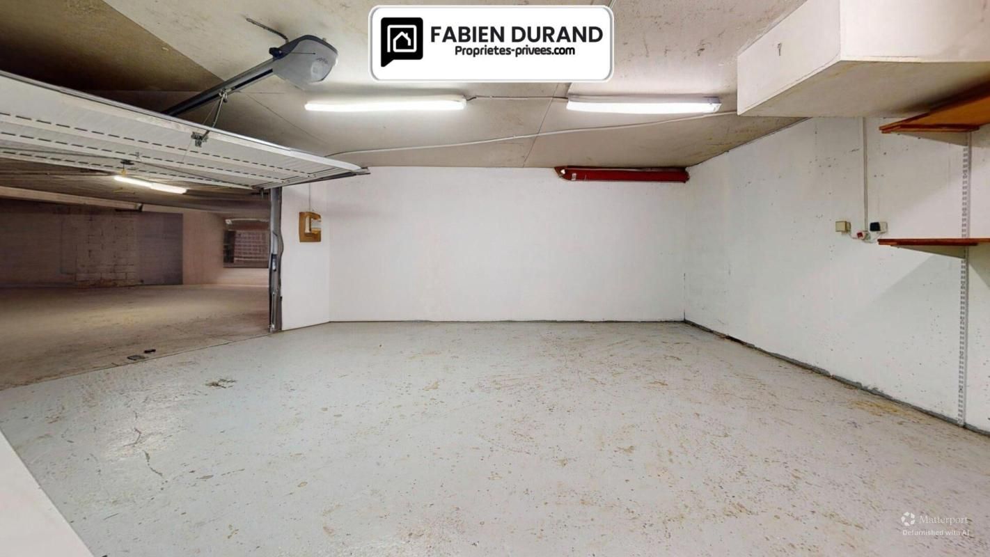 MANDELIEU-LA-NAPOULE Garage Double 31 m² non inondable Libre 2