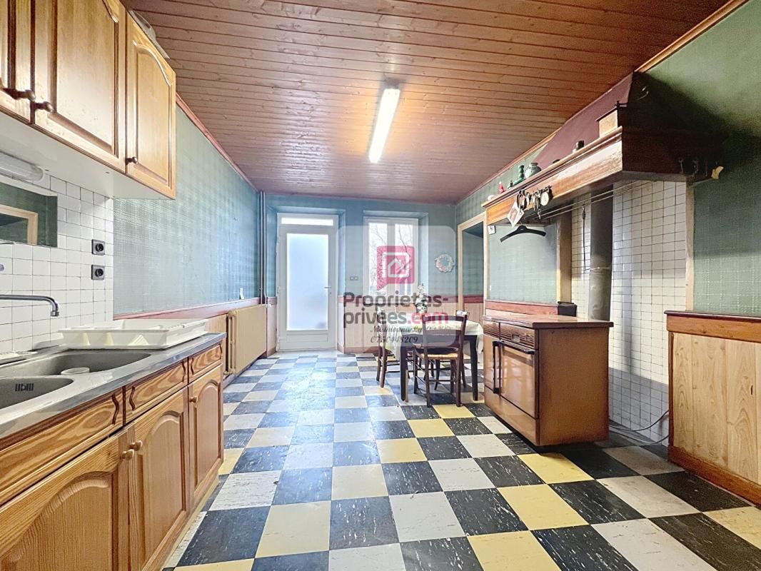 GIEZ Maison Giez 9 pièces 390 m2 3