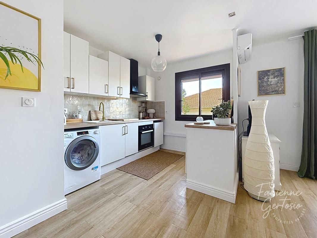 TOULON TOULON - Quartier Lamalgue T2 de 41 m2 avec balcon et vue dégagée 3