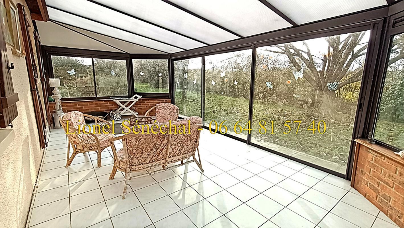 SAINTE-SABINE-SUR-LONGEVE Maison 7 pièces de 115 m2 habitables avec un sous sol complet sur une parcelle de plus de 1 400 m2 3