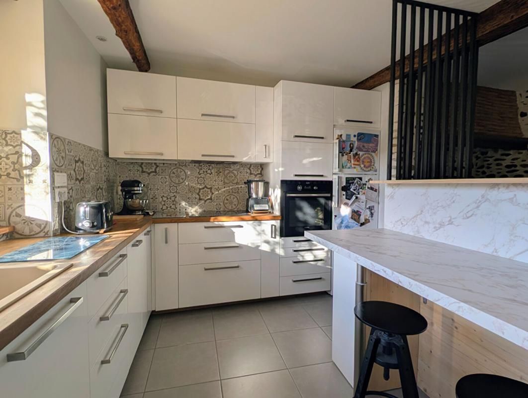 COULADERE Couladère maison de village rénovée de122 m2 avec annexes 4