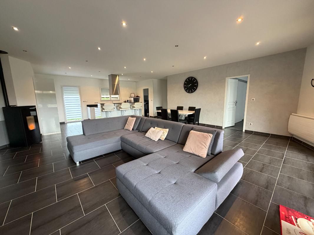 CARCANS A VENDRE A CARCANS Maison 5 pièces145 m² 2