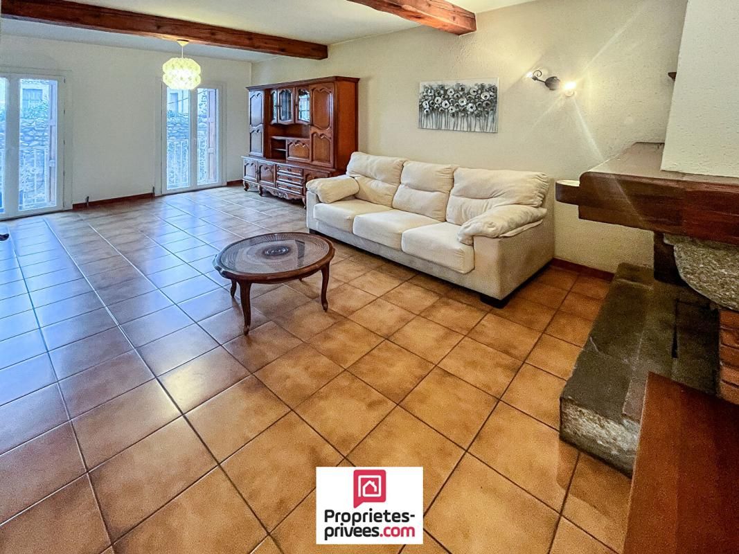 ILLE-SUR-TET Maison  de village avec garage 1