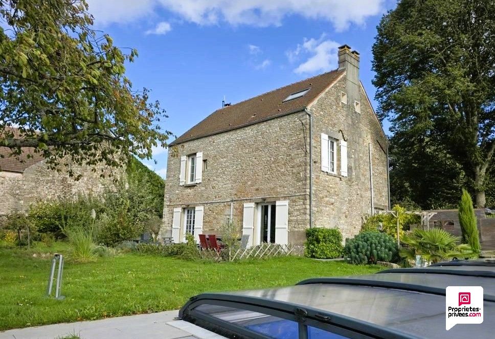 AVERNES (95450) AVERNES, Maison de village, 8 pièce(s) 162 m2, 6 chambres, grand jardin, piscine, garage 2