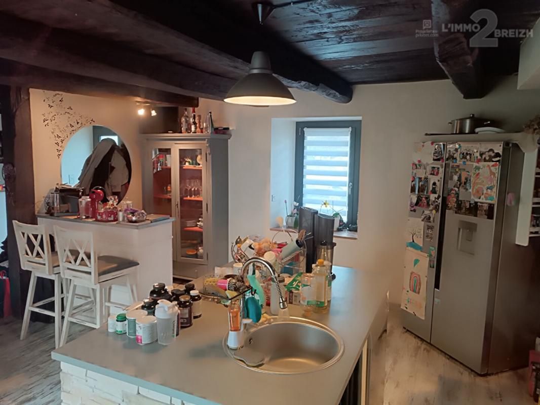 SAINT-CARADEC-TREGOMEL Maison en pierre rénovée, idéale famille ou travailleur indépendant 3
