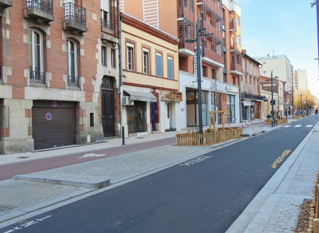 TOULOUSE TOULOUSE SAINT-MICHEL - MURS COMMERCIAUX LOUÉS - EMPLACEMENT N°1 2