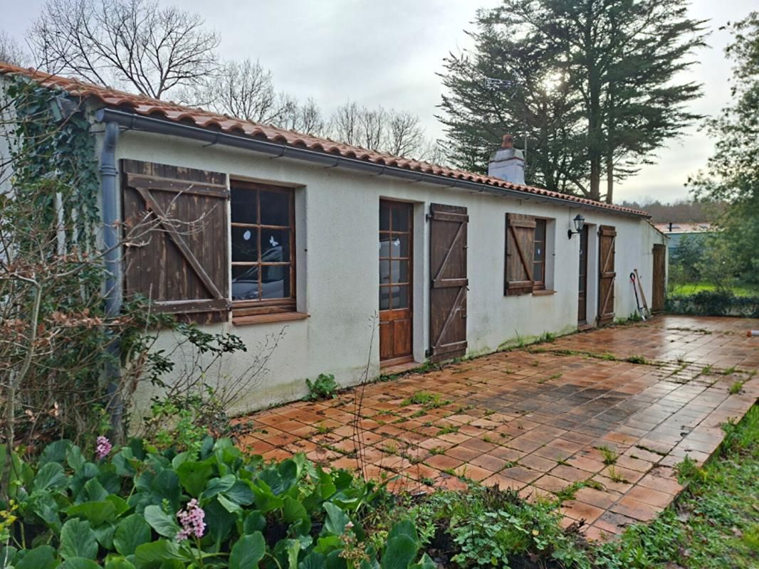 SAINT-GERVAIS Maison à rénover sur grand terrain arboré - Saint-Gervais 3