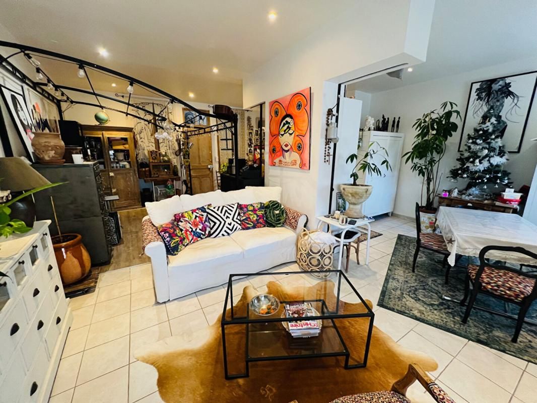 ISTRES Appartement Duplex Istres 2/3 pièce(s) 81 m2 4