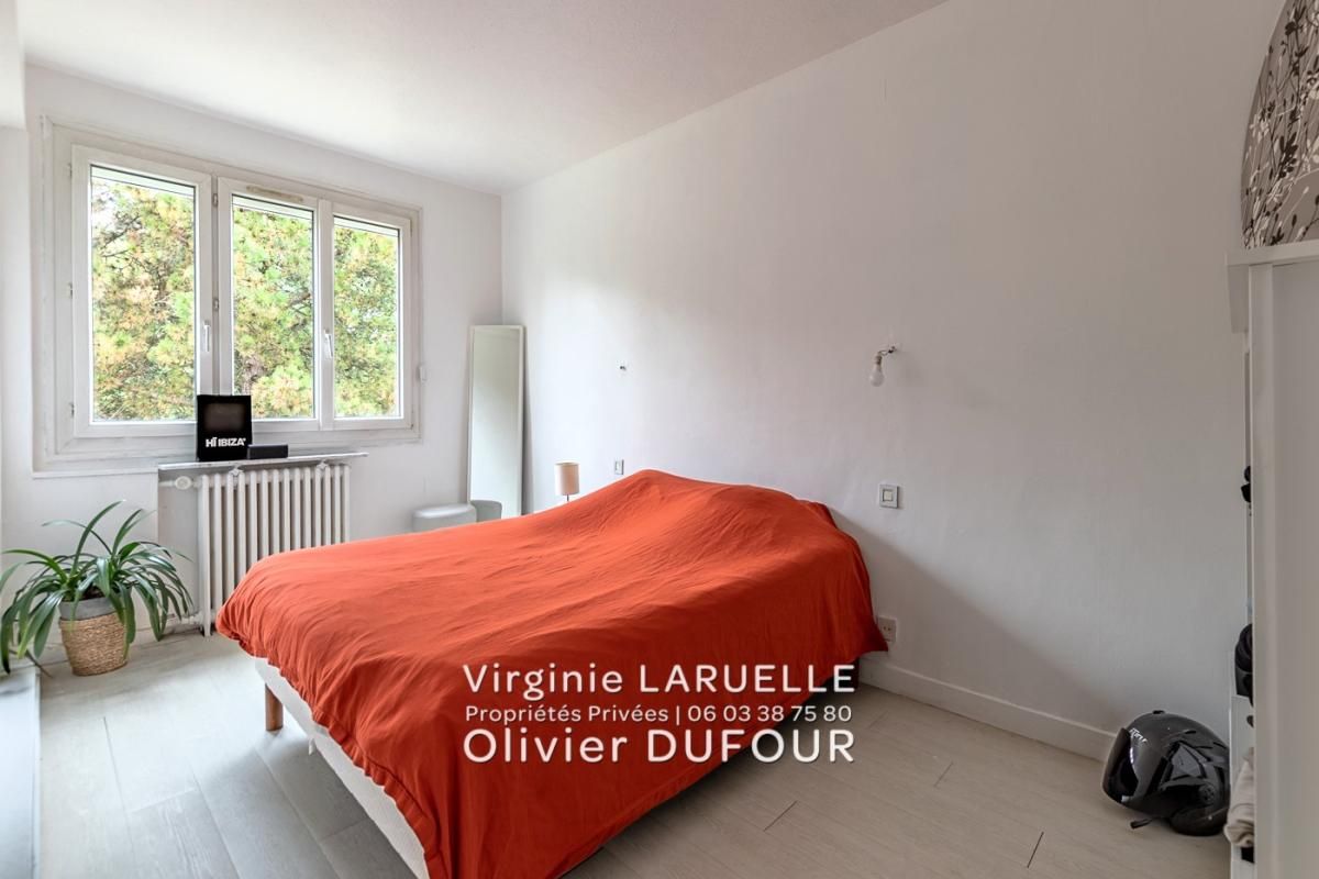 ROUEN ROUEN Appartement avec balcon 2 chambres cave et place parking + garage 3