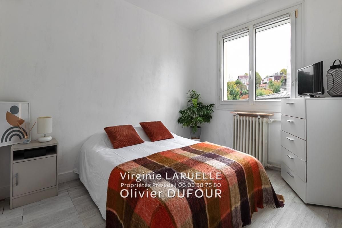 ROUEN ROUEN Appartement avec balcon 2 chambres cave et place parking + garage 4